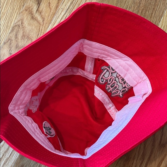 Head Gear Red Bucket Hat with Betty Boop Cartoon Patches o/s Adult new - Picture 4 of 9